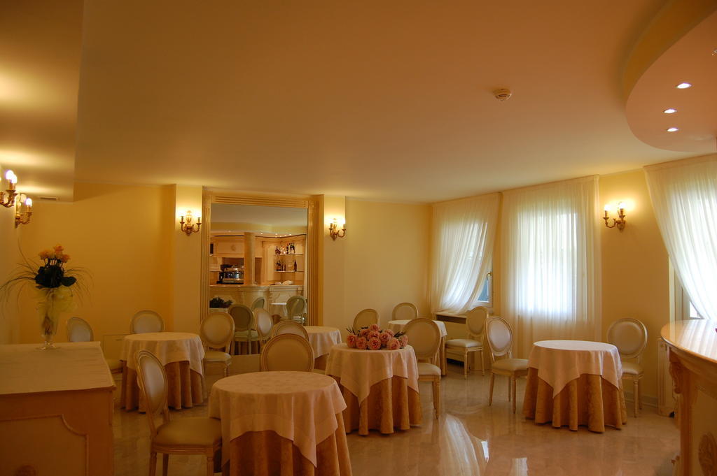 Calcinate Hotel Motel Gold מראה חיצוני תמונה