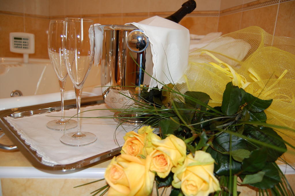 Calcinate Hotel Motel Gold מראה חיצוני תמונה
